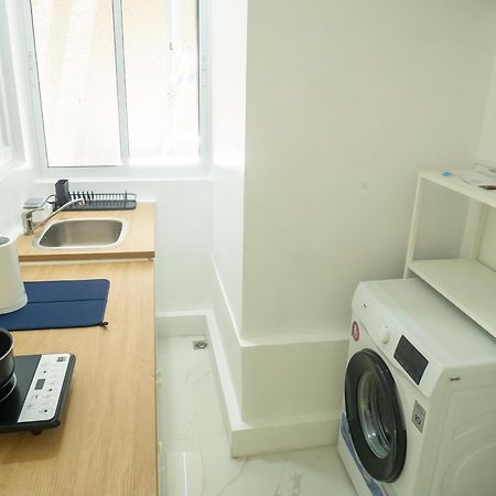 Beachfront Apartment Мале Екстериор снимка